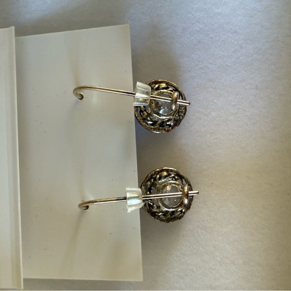 NIBox Noa Zuman Elegant Sterling Silver Earrings In Box with Swarovski Crystals. - Picture 6 of 6